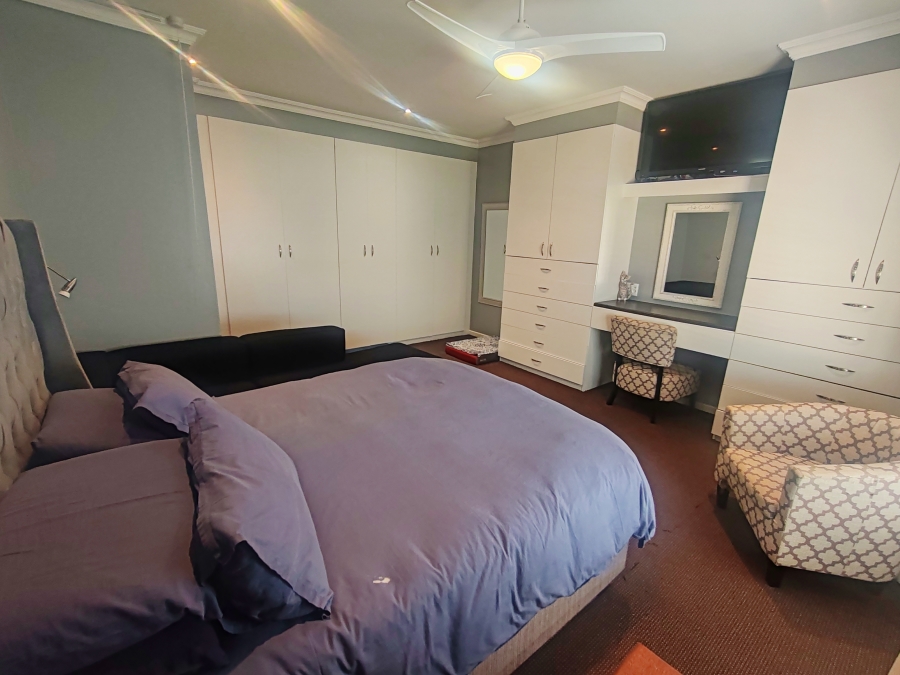 4 Bedroom Property for Sale in Country Club Western Cape